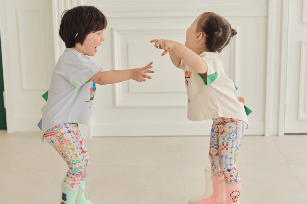 正韓夏mimico 兩色立體彩色恐龍上衣