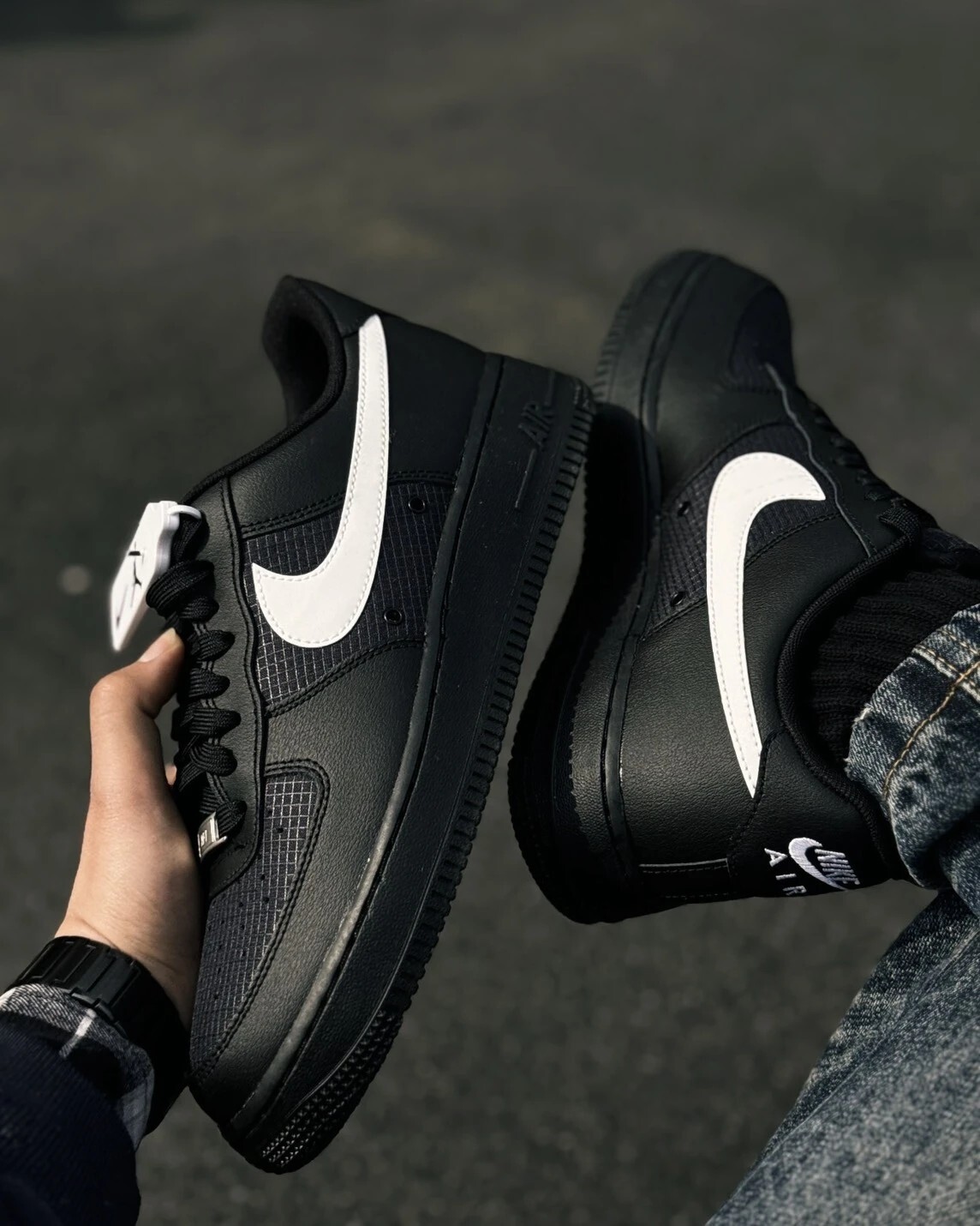 iSNEAKERS｜Nike Air Force 1 Low "Wolf Grey" 黑IR0952-001 白IR0952-002