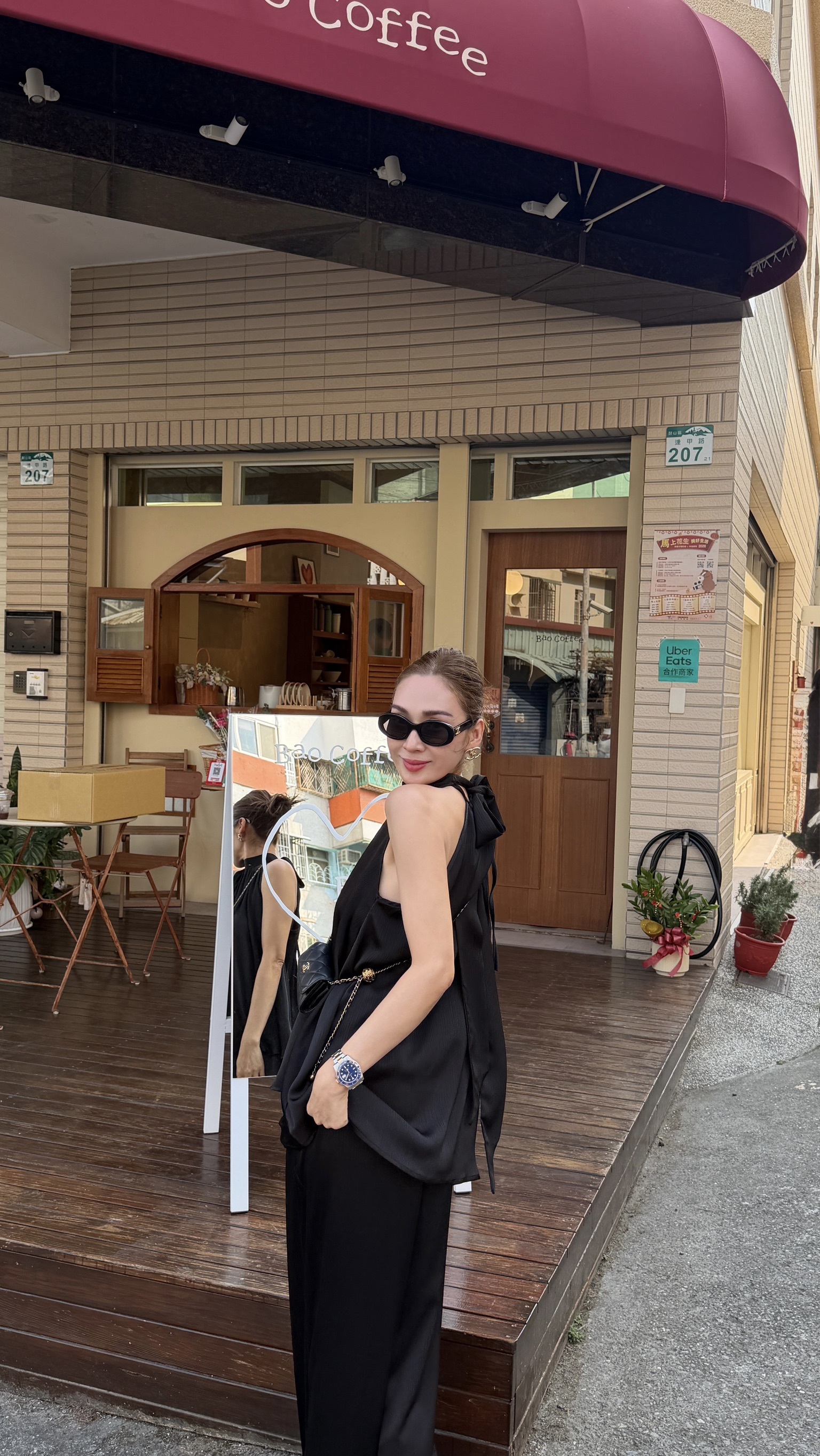 法式絲光緞面削肩套裝