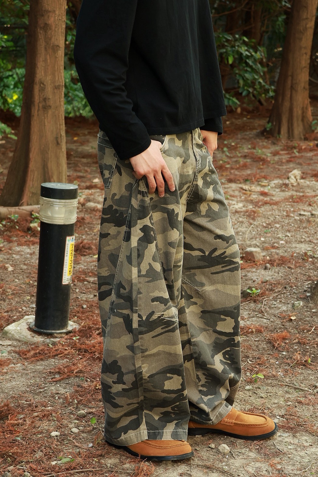 迷彩 剪裁設計 彎刀 長褲 #牛仔褲