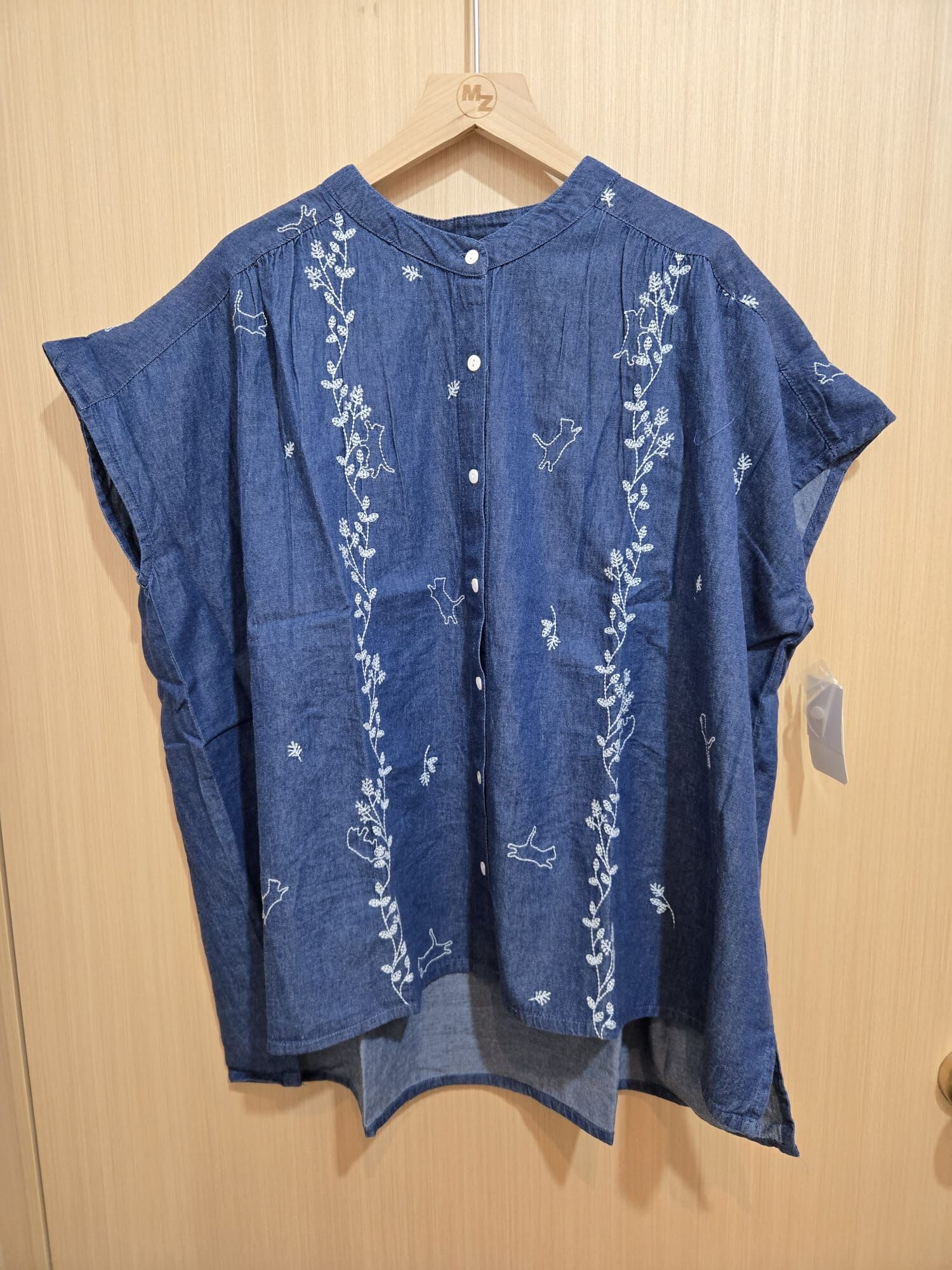 PA 牛仔刺繡貓TOP