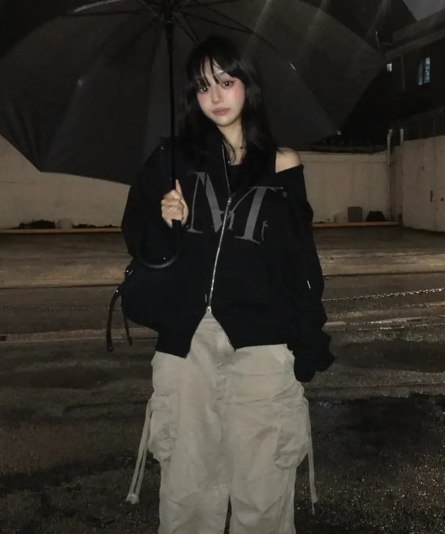 韓國限定🇰🇷 MUCENT WADI APPLIQUE LOGO HOOD ZIP-UP 雙拉鏈 連帽外套 / 預購