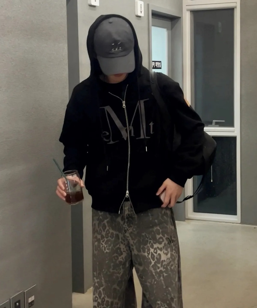 韓國限定🇰🇷 MUCENT WADI APPLIQUE LOGO HOOD ZIP-UP 雙拉鏈 連帽外套 / 預購