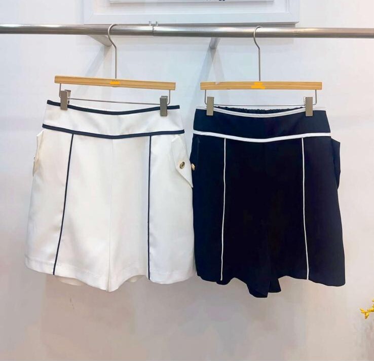 AB49 腰27-34 HIP 46長17 $439 (一口價)