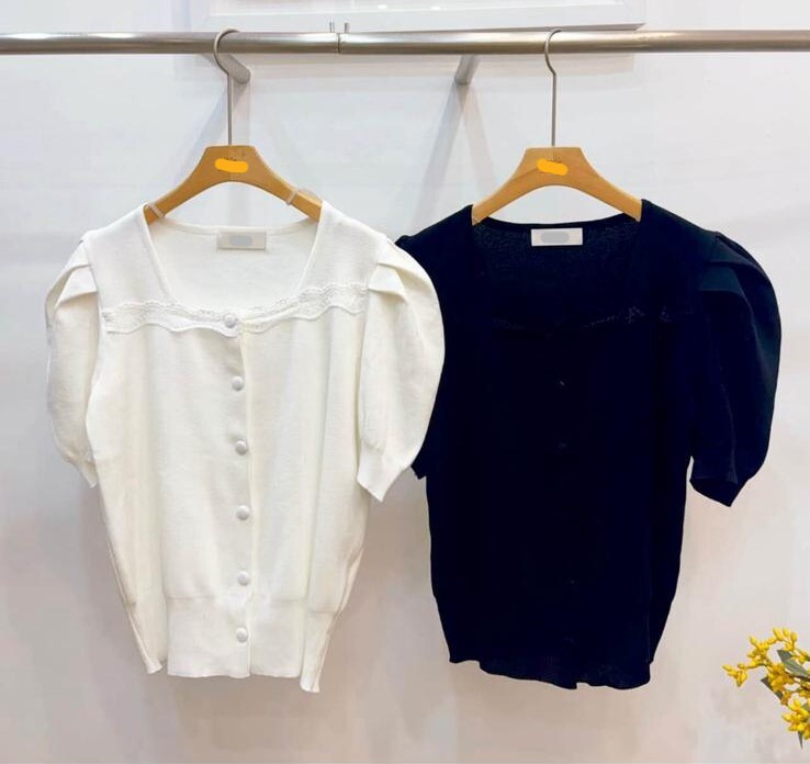 AB56 胸34-50 長21 $399 (一口價)