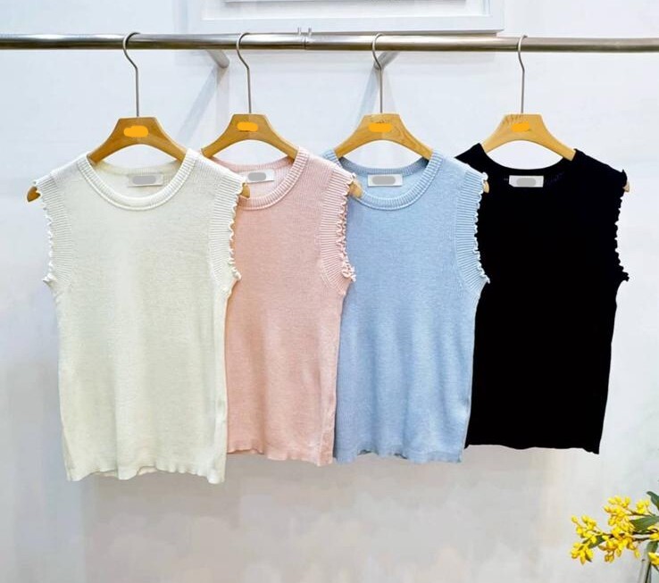 AB57 胸 37-52長20 $349 (一口價)