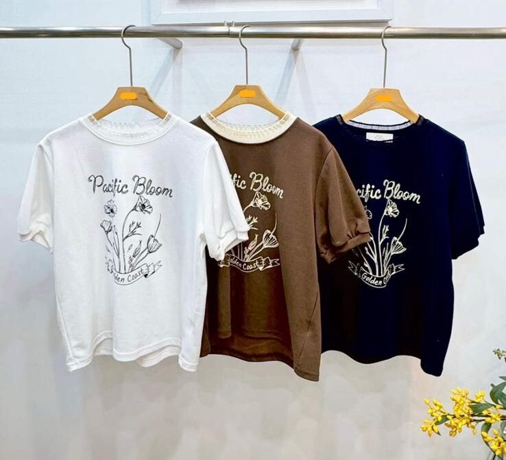 AB59 胸39-50 長22 $349 (一口價)