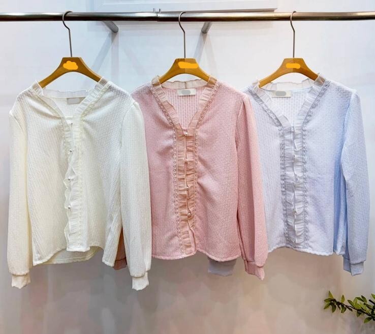 AB66 胸38-48長21 $399 (一口價)