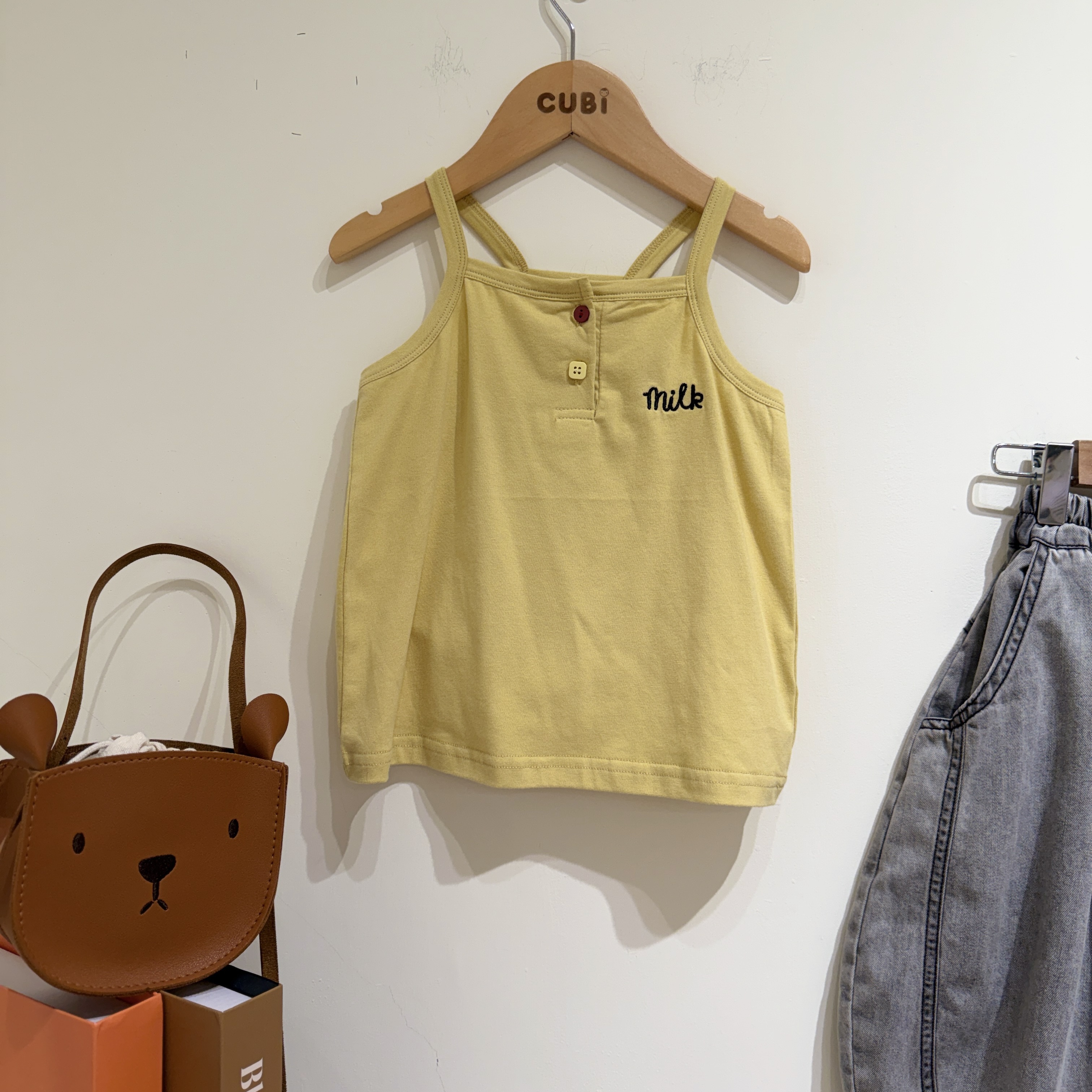 26夏 吊帶背心-淡黃