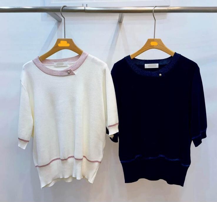 AB69 胸38-52 長20.5 $389 (一口價)