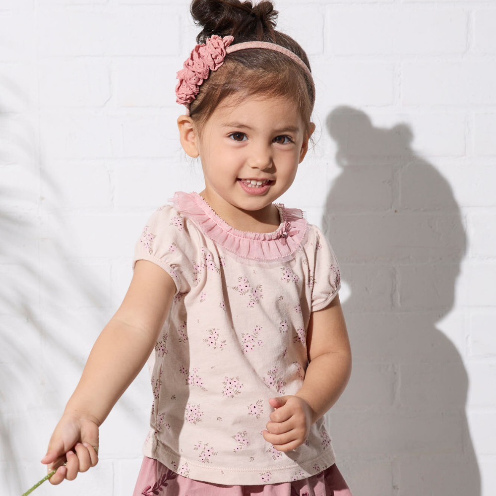 PIPPY 粉嫩印花蕾絲圍棉麻圓領短袖上衣 粉