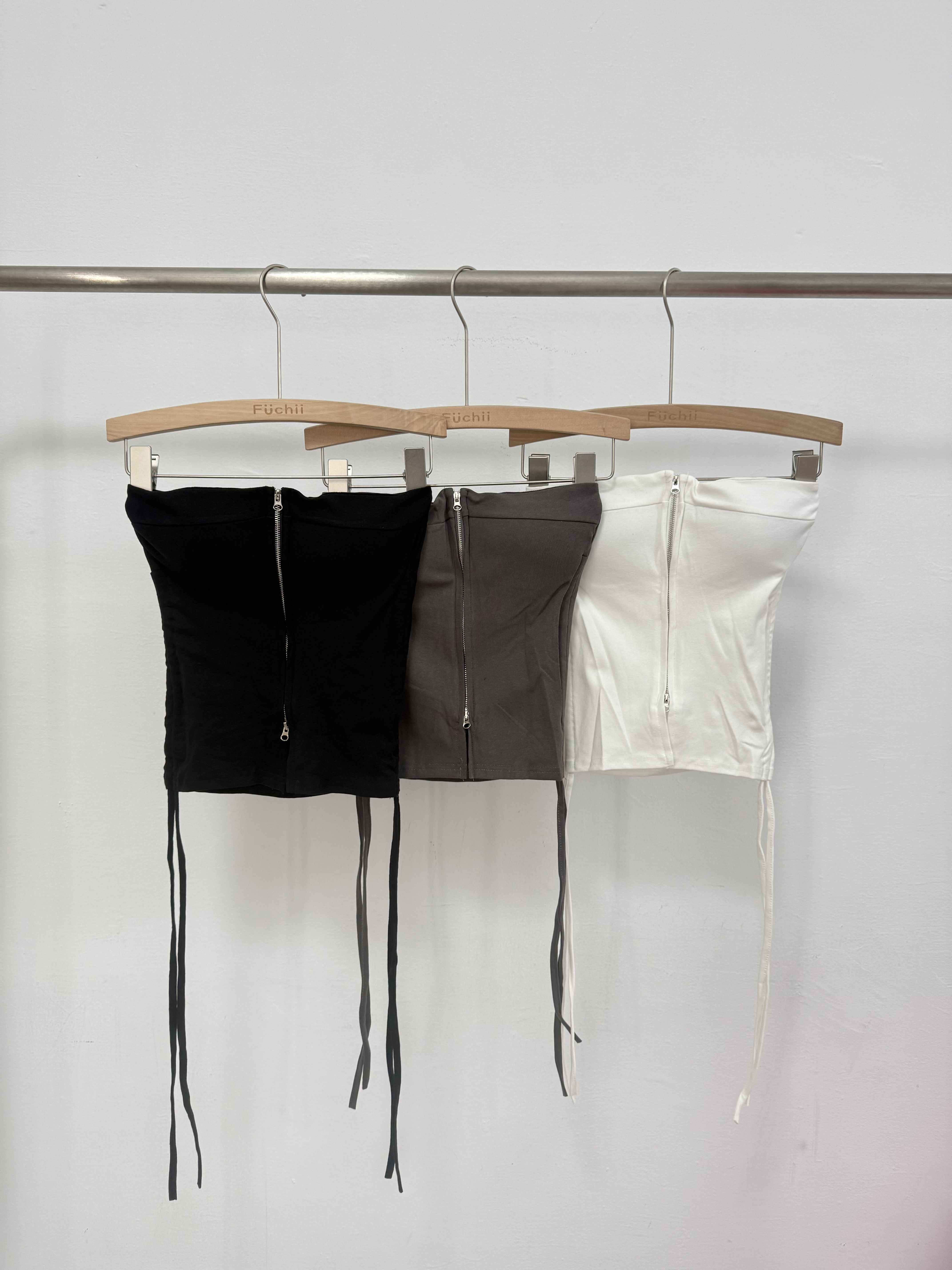 B66側抽繩拉鏈罩杯平口上衣