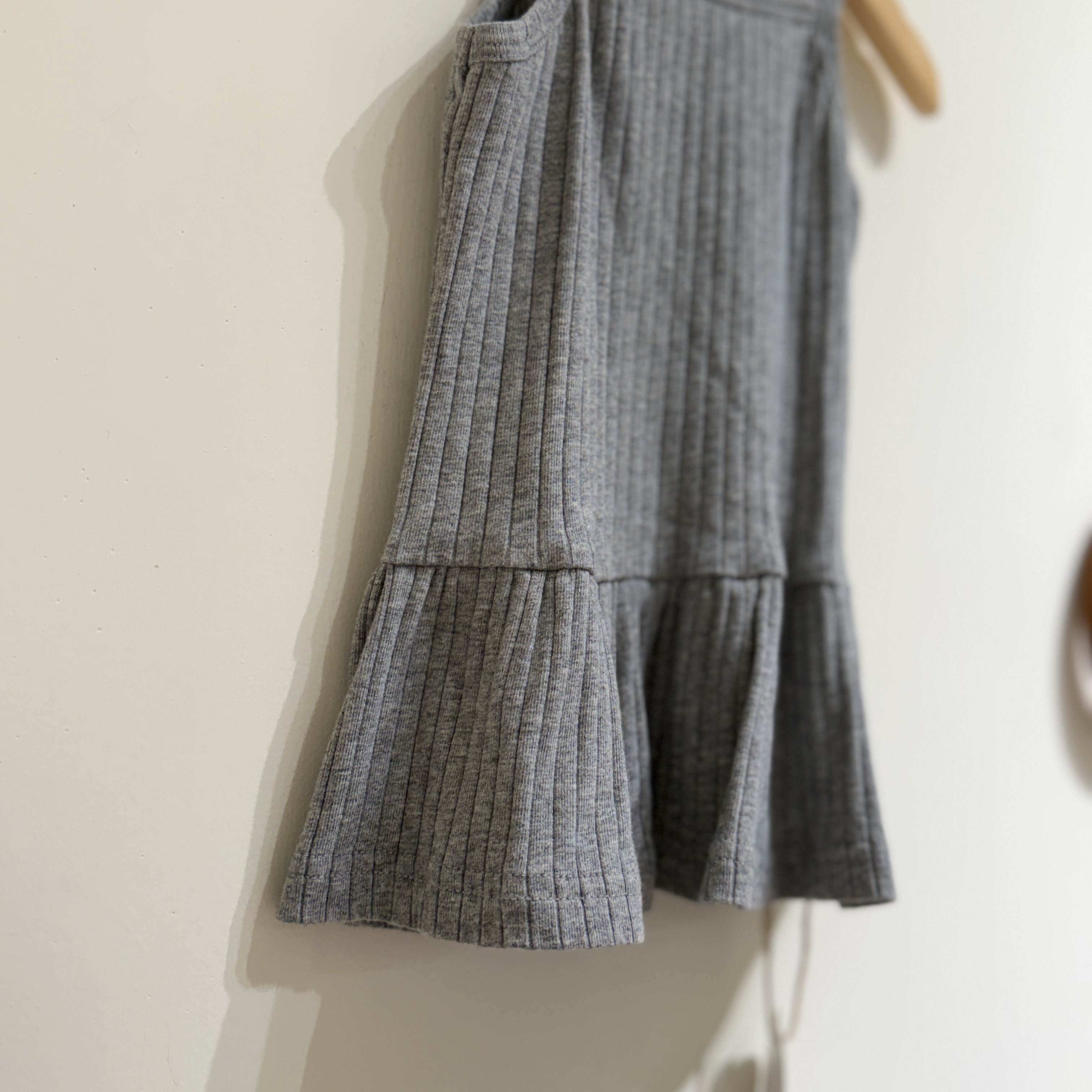 26夏 傘狀細肩百搭背心