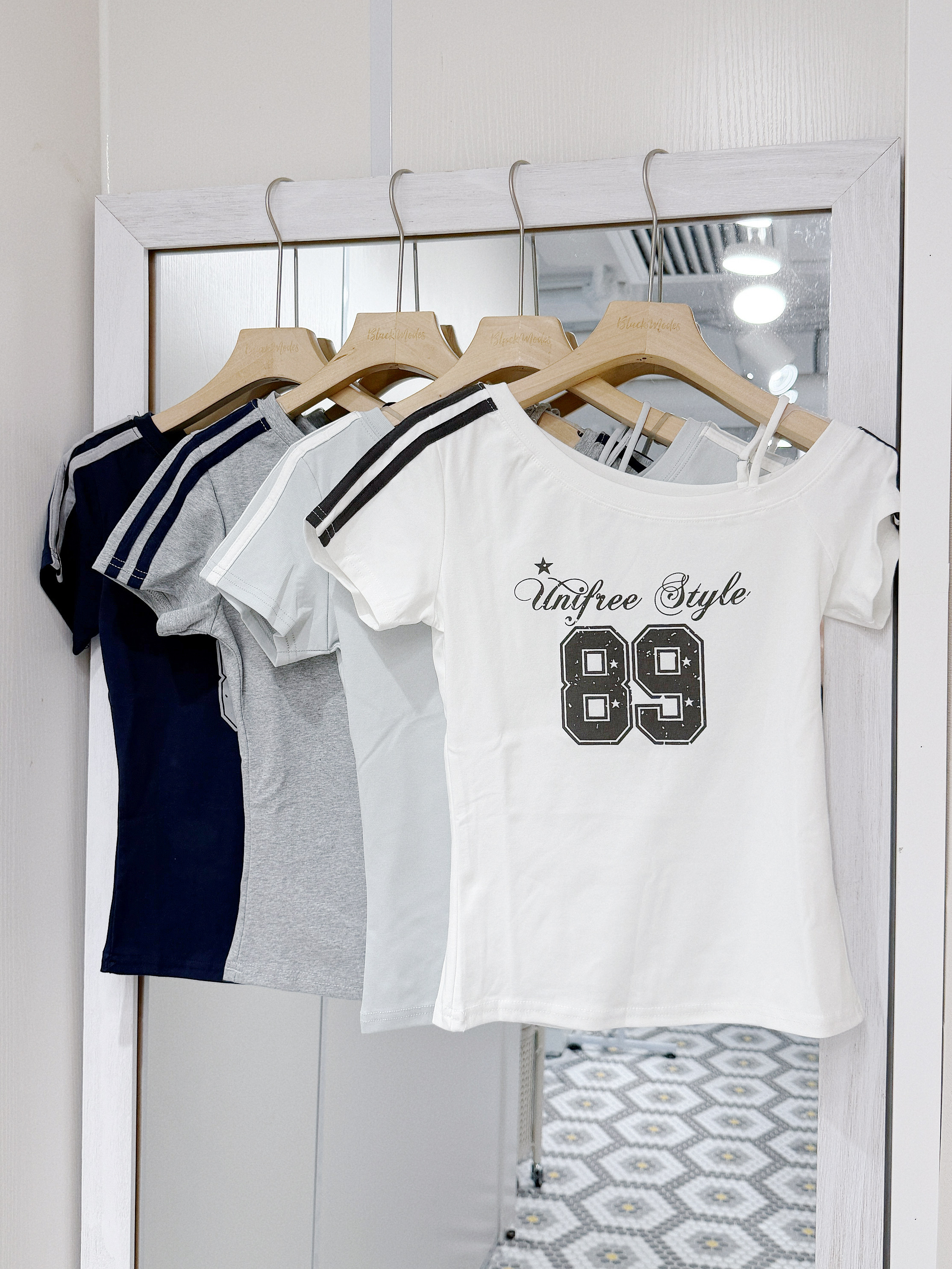 T1341｜青春夏日配色 .☘︎ ݁˖ Vintage Style 89單吊帶短袖上衣