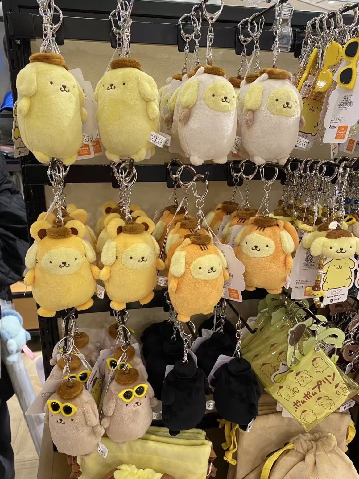 iSNEAKERS｜2026.3.23 連線客定下單 IST系列  布丁狗系列30周年 KITTY吊飾