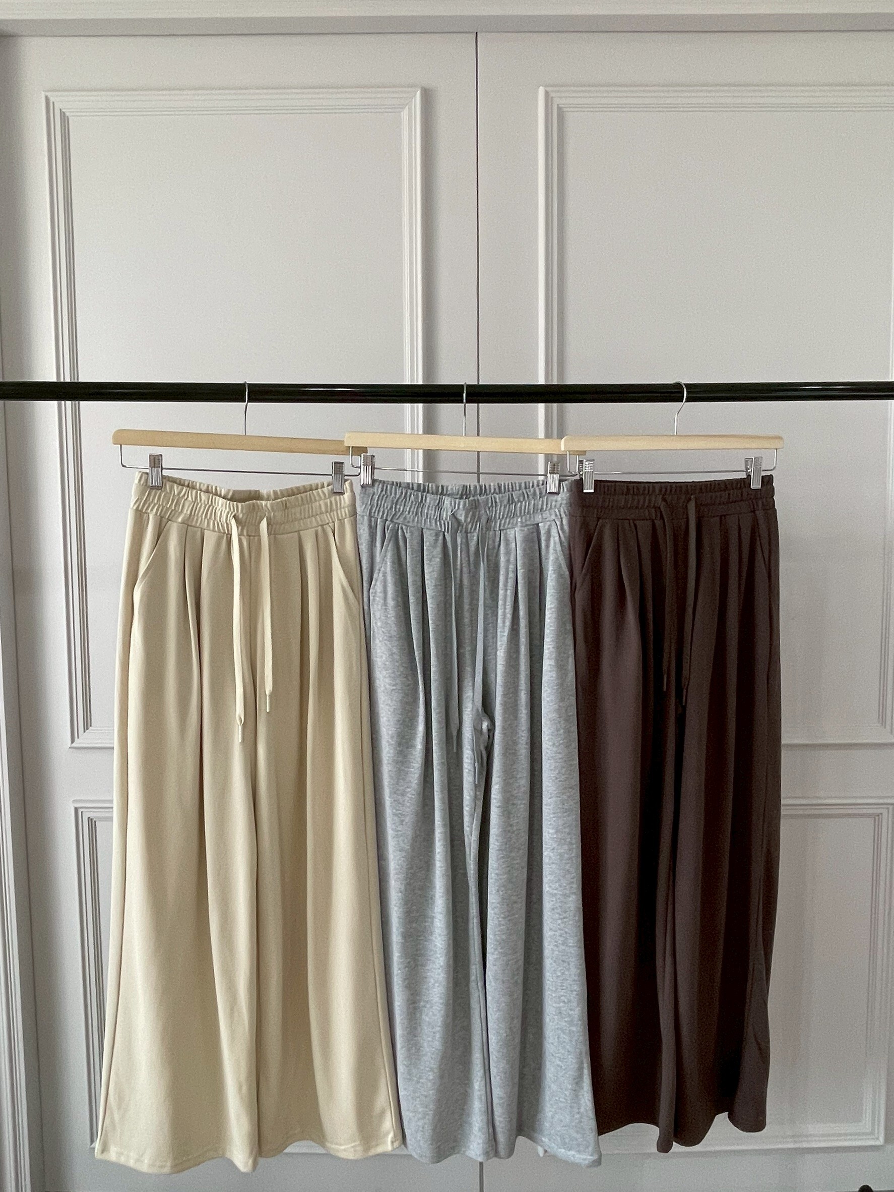 #AM07 打褶直筒棉褲（燕麥/咖／灰）