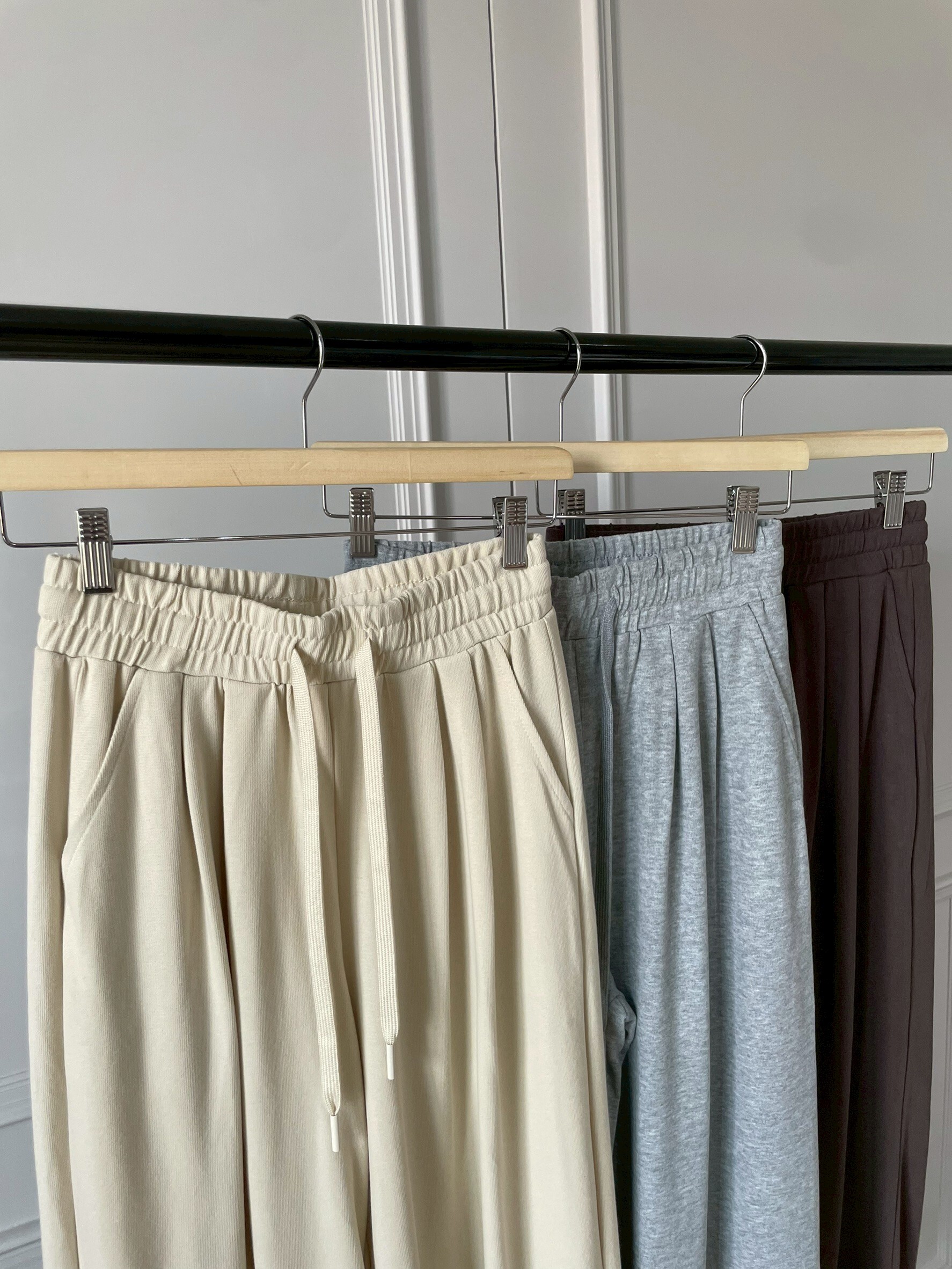 #AM07 打褶直筒棉褲（燕麥/咖／灰）