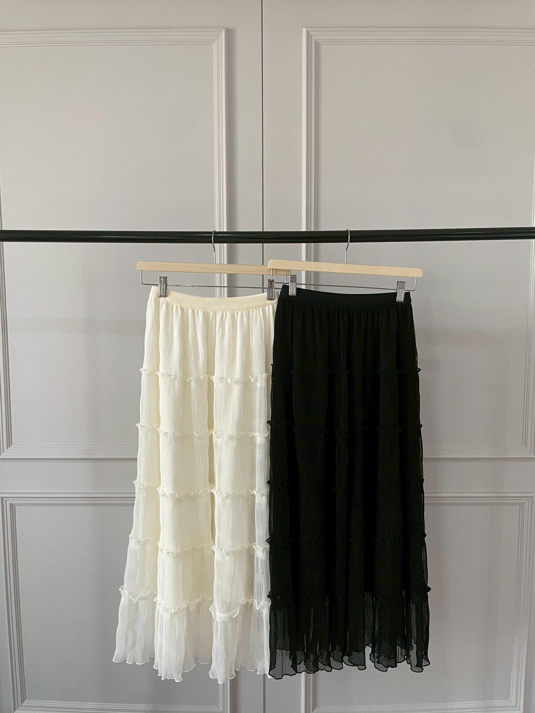 #AM22 皺皺蛋糕裙(黑/杏)