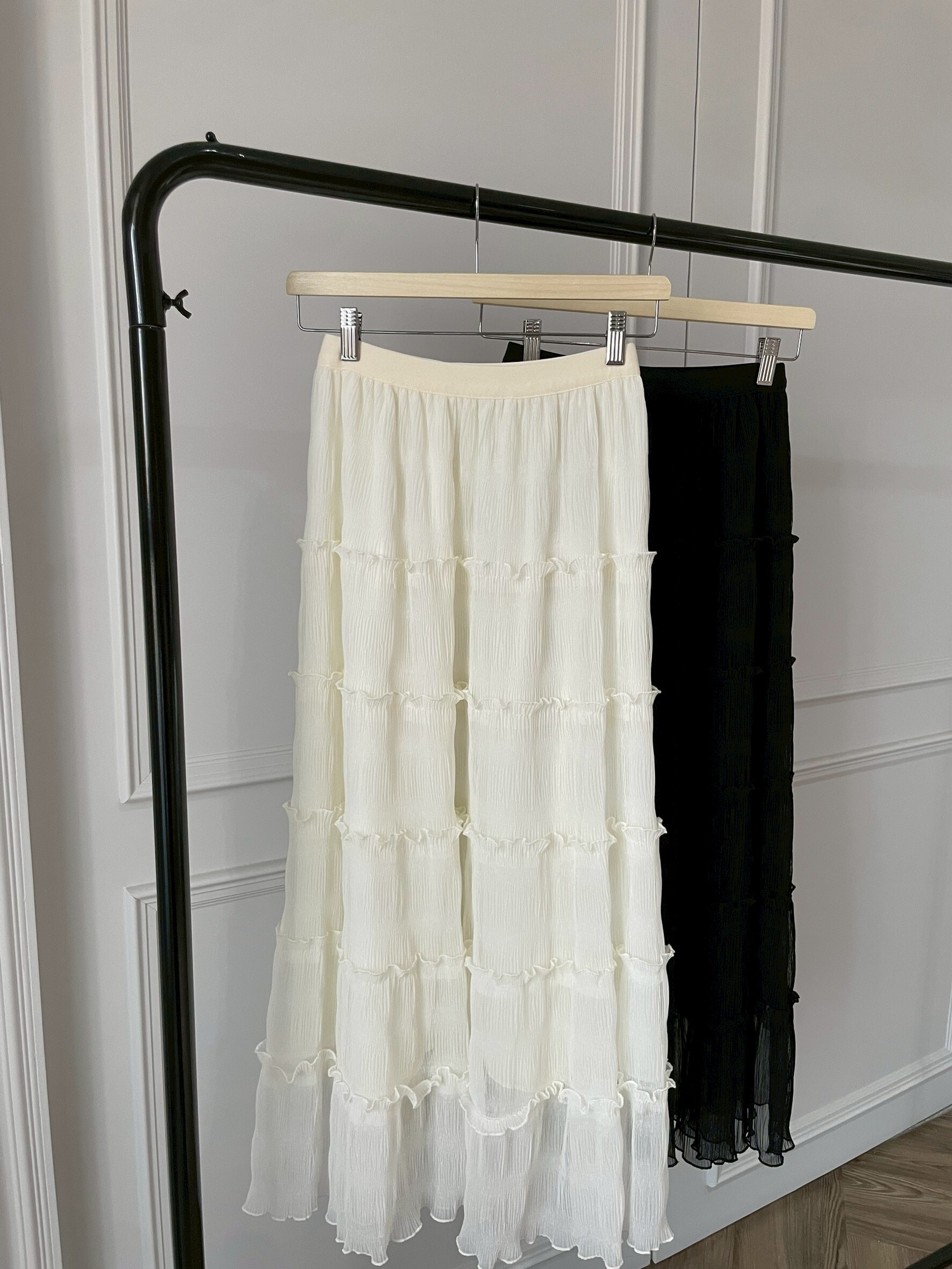 #AM22 皺皺蛋糕裙(黑/杏)