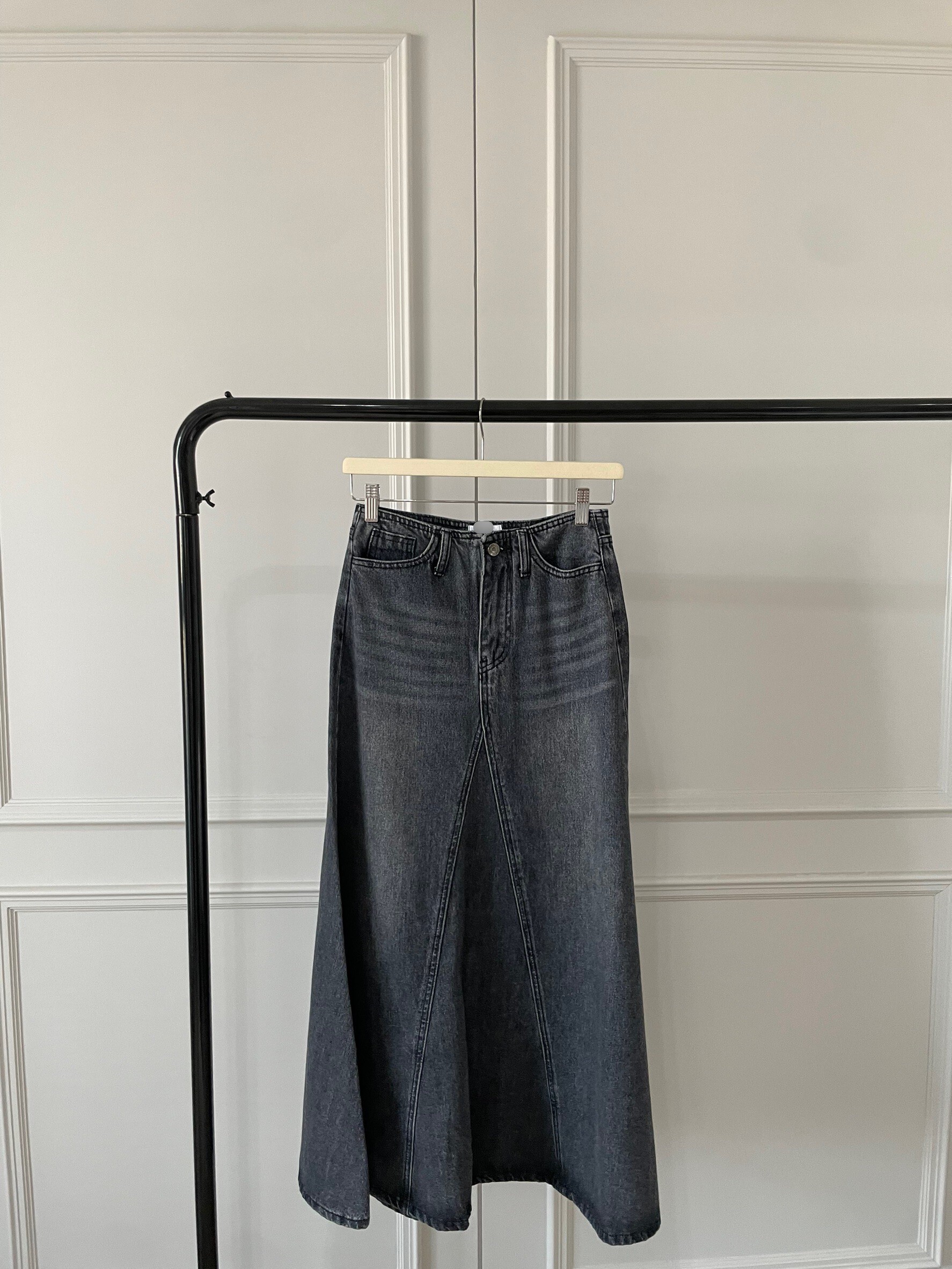 #AM26 傘狀墨色牛仔裙