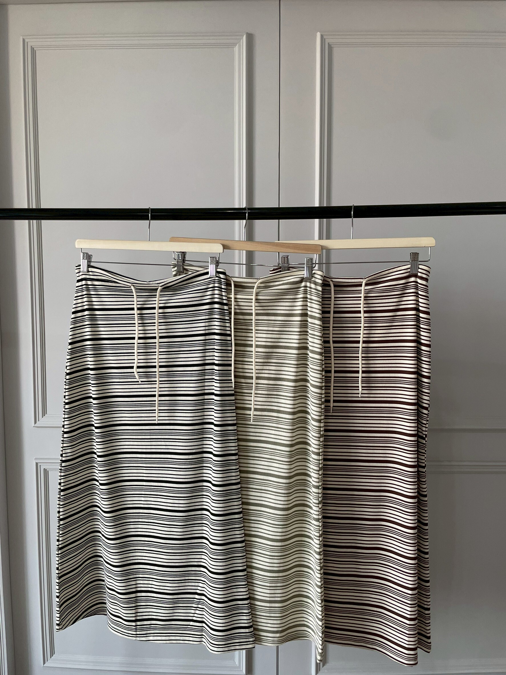 #AM41 必收條紋長裙(黑/咖/軍綠)