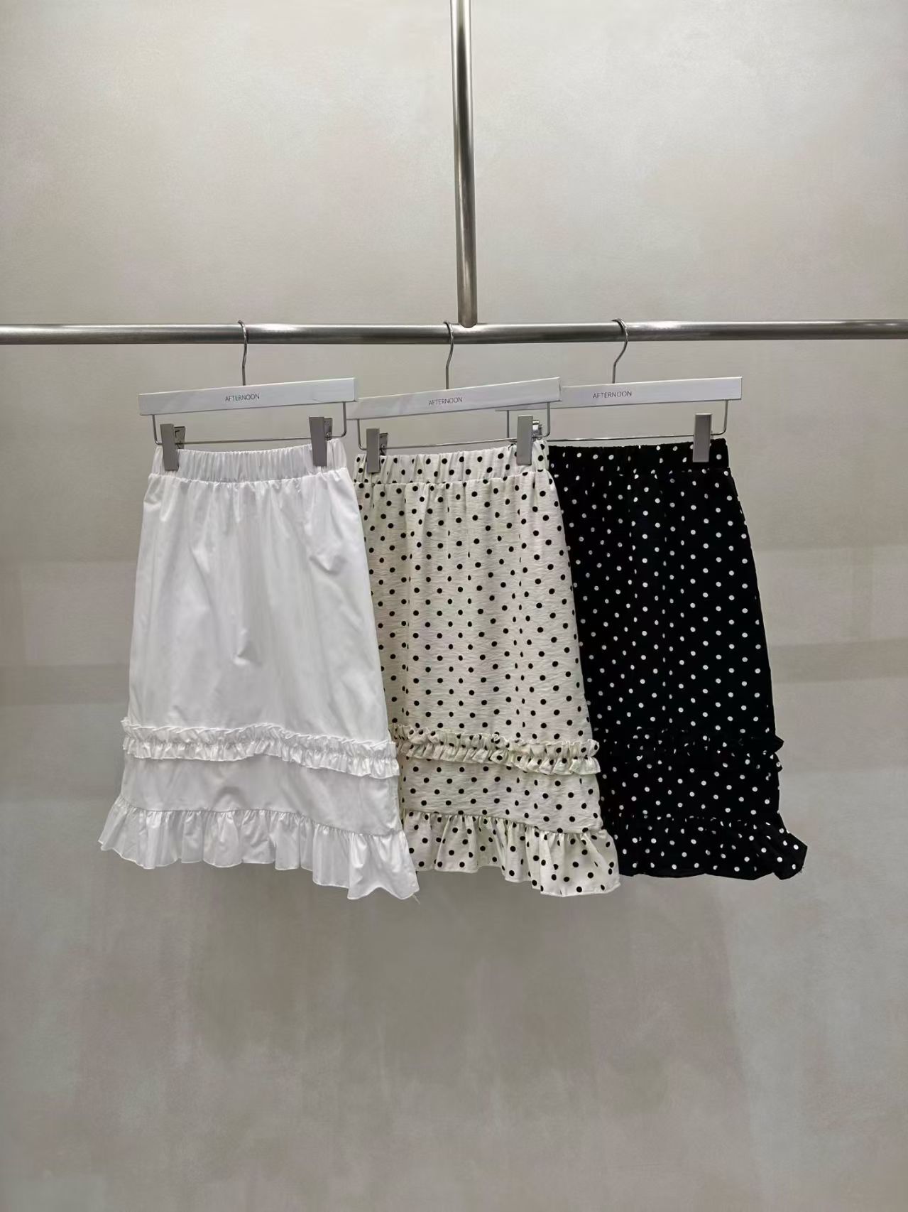 AF6004 中長蛋糕裙