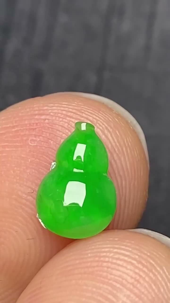 31541 翡翠高冰陽綠葫蘆