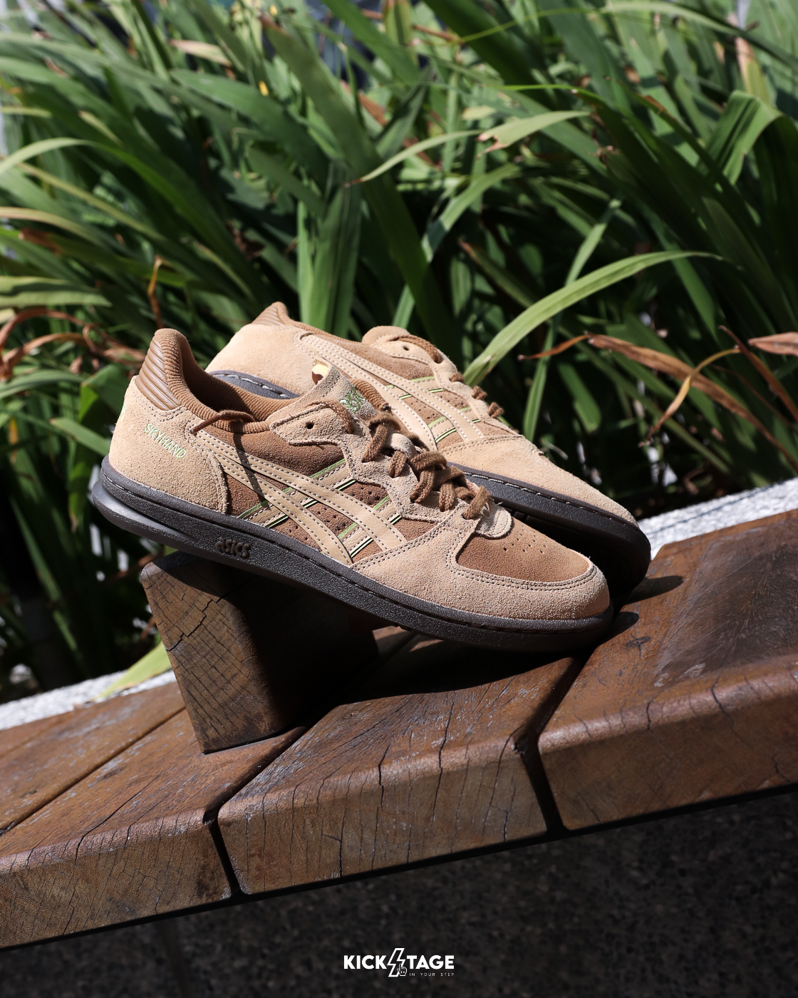 男鞋 ASICS SKYHAND OG 小麥色 大地色 駝色 復古 手球鞋 運動 休閒鞋【1203A452-201】