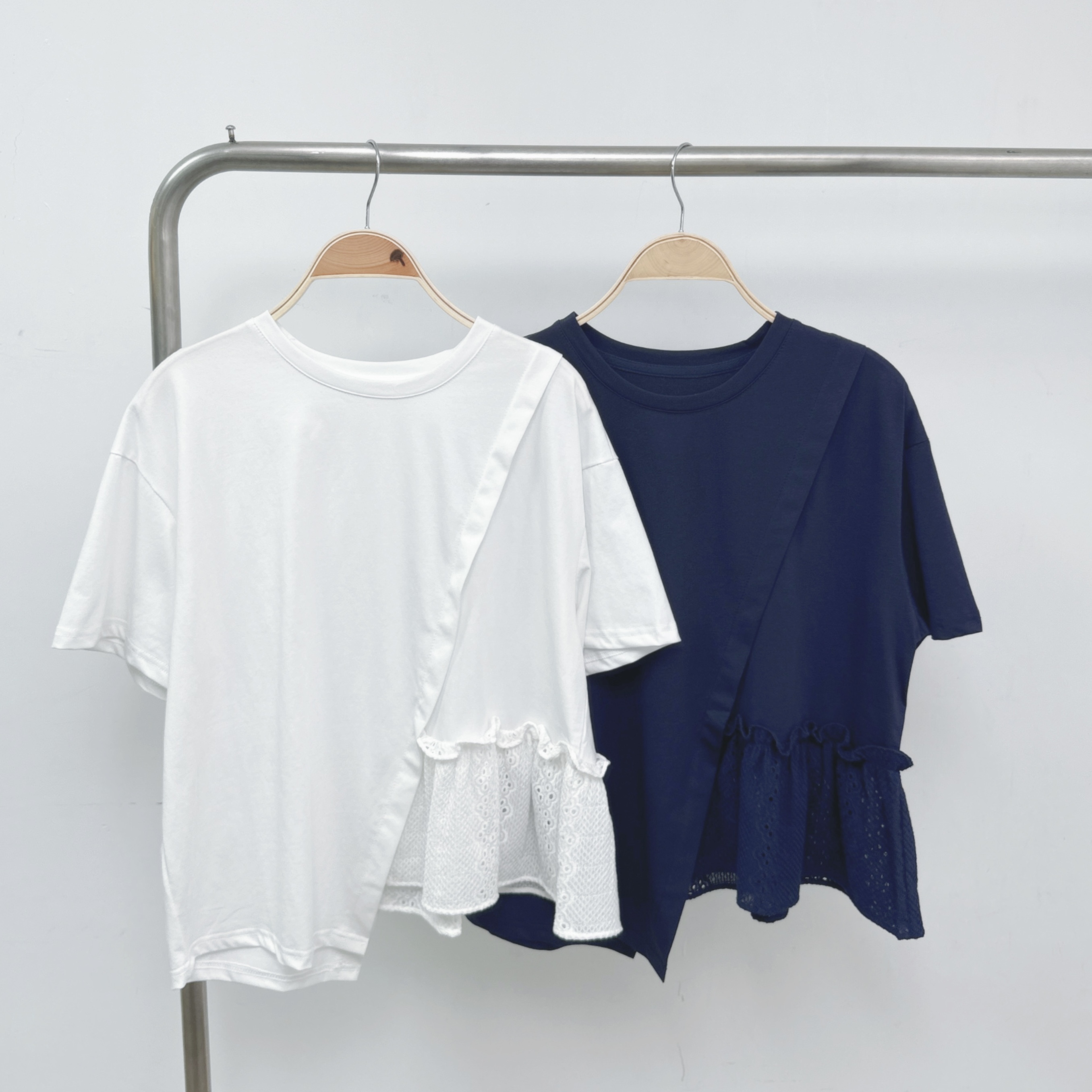 【預訂】斜骨不規則腳拼通花Ruffle棉TOP (C35-C36)