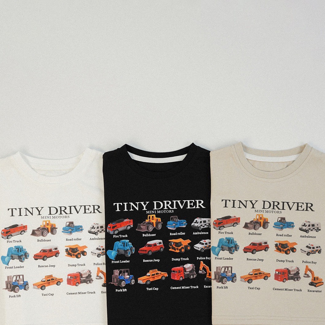 滿版小車短袖上衣