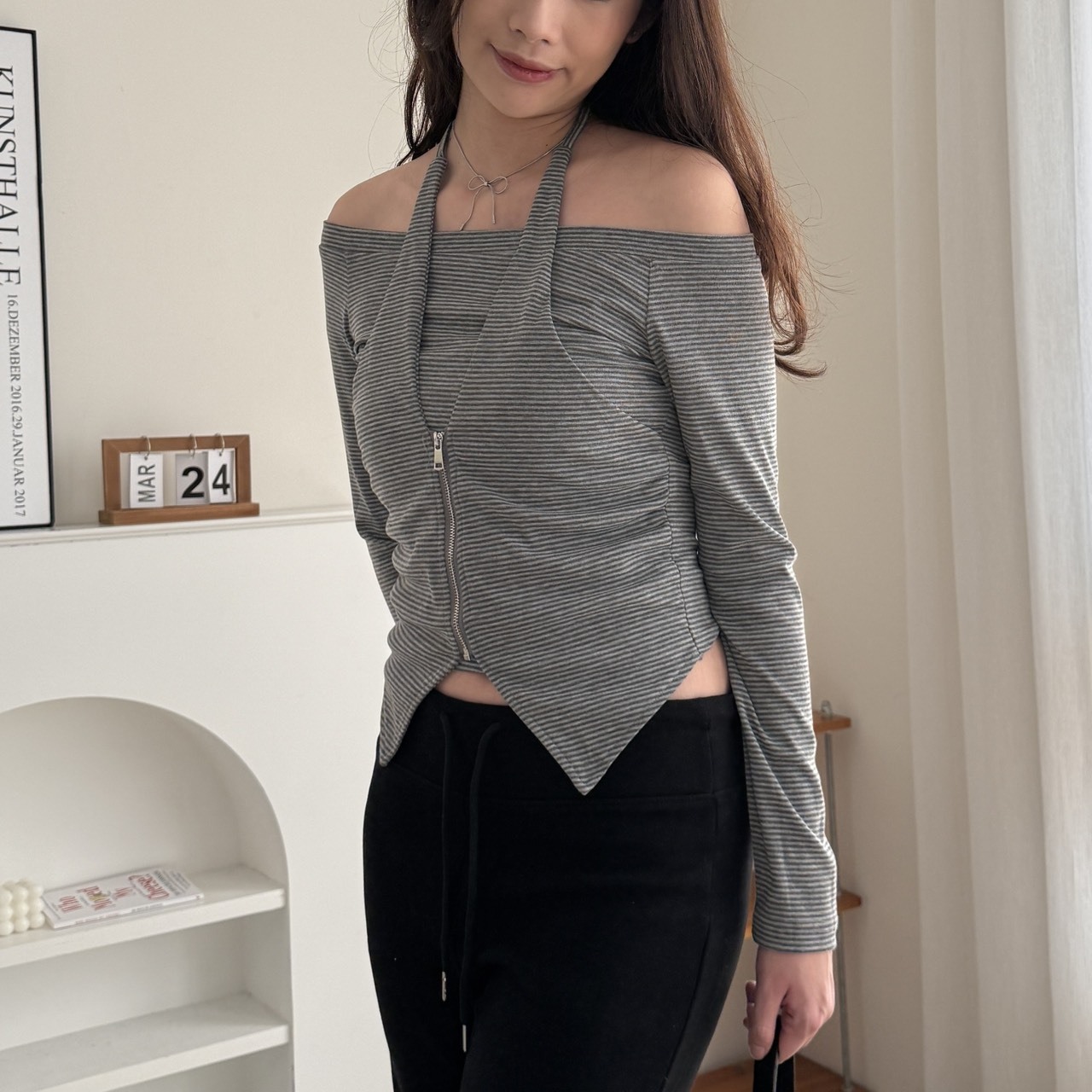 9630條紋拉鍊掛脖一字領上衣（Ｒ）