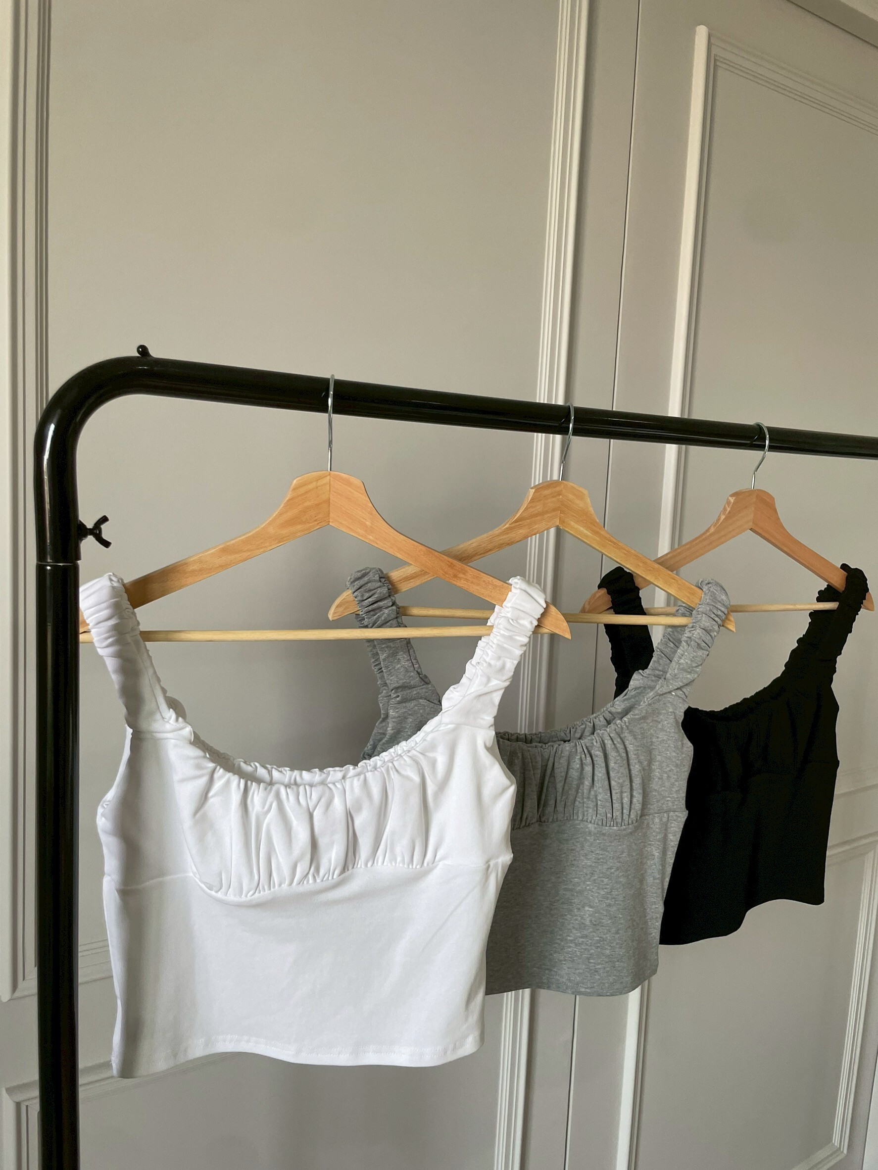 #AM64 兩穿抓皺背心(黑/白/灰)