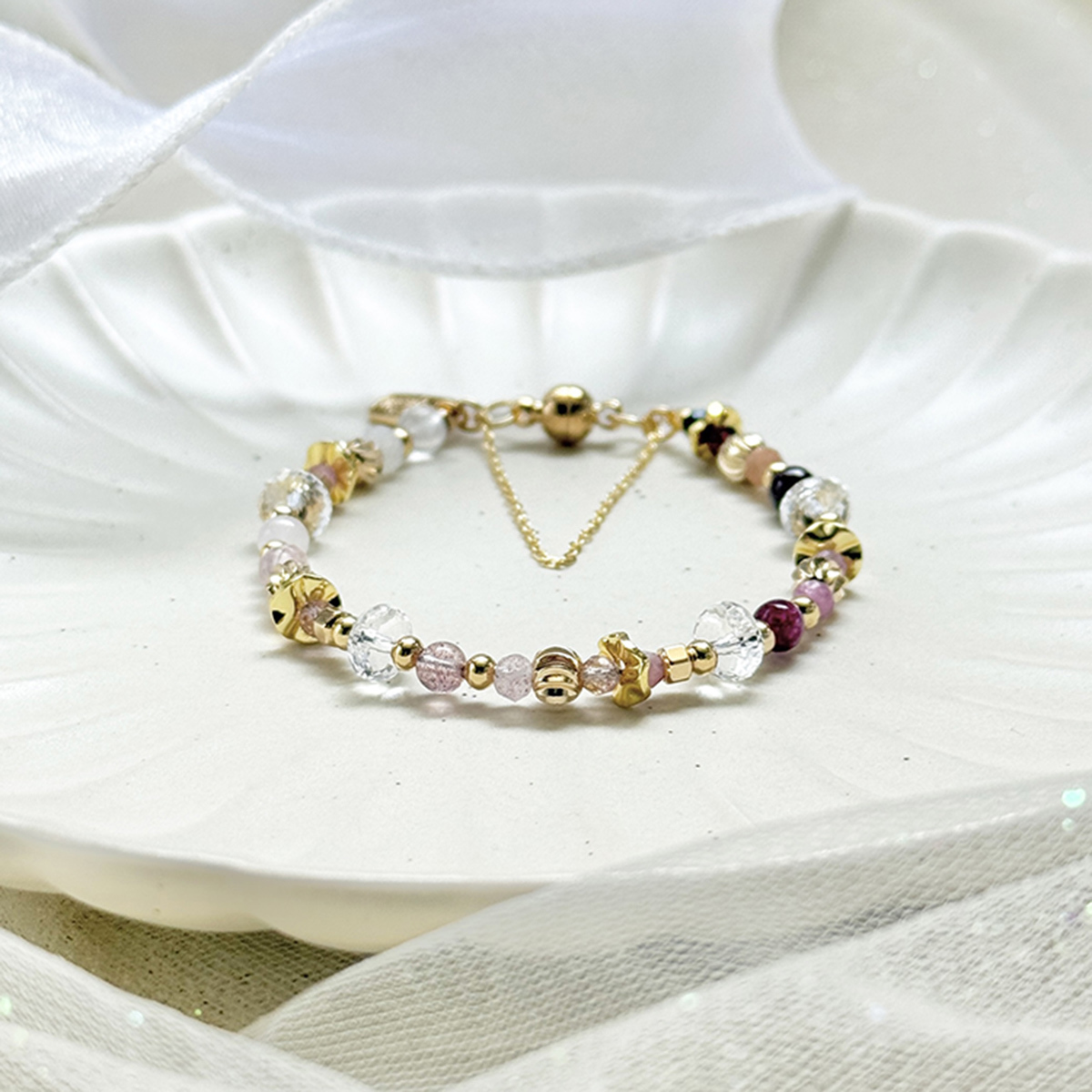 B15 / 生日花 • 拾貳月伍 • 芙蓉 – 多寶石 – 手鍊