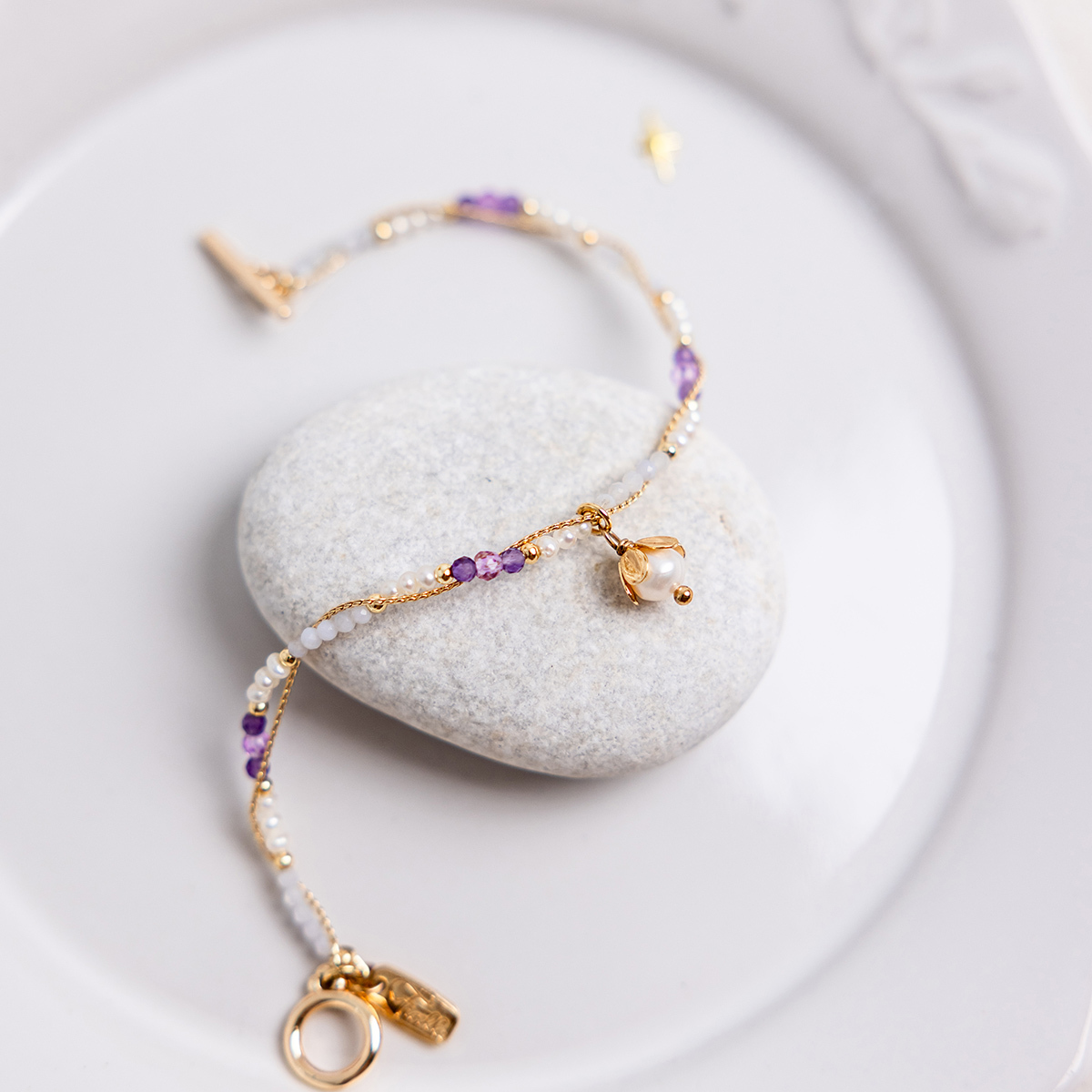 守護花 • 牡羊座 • 星辰花 – 珍珠瑪瑙 – 手鍊