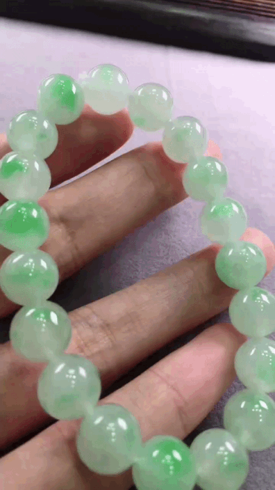 315326 翡翠冰飄綠花手串 (10.2mm直徑)