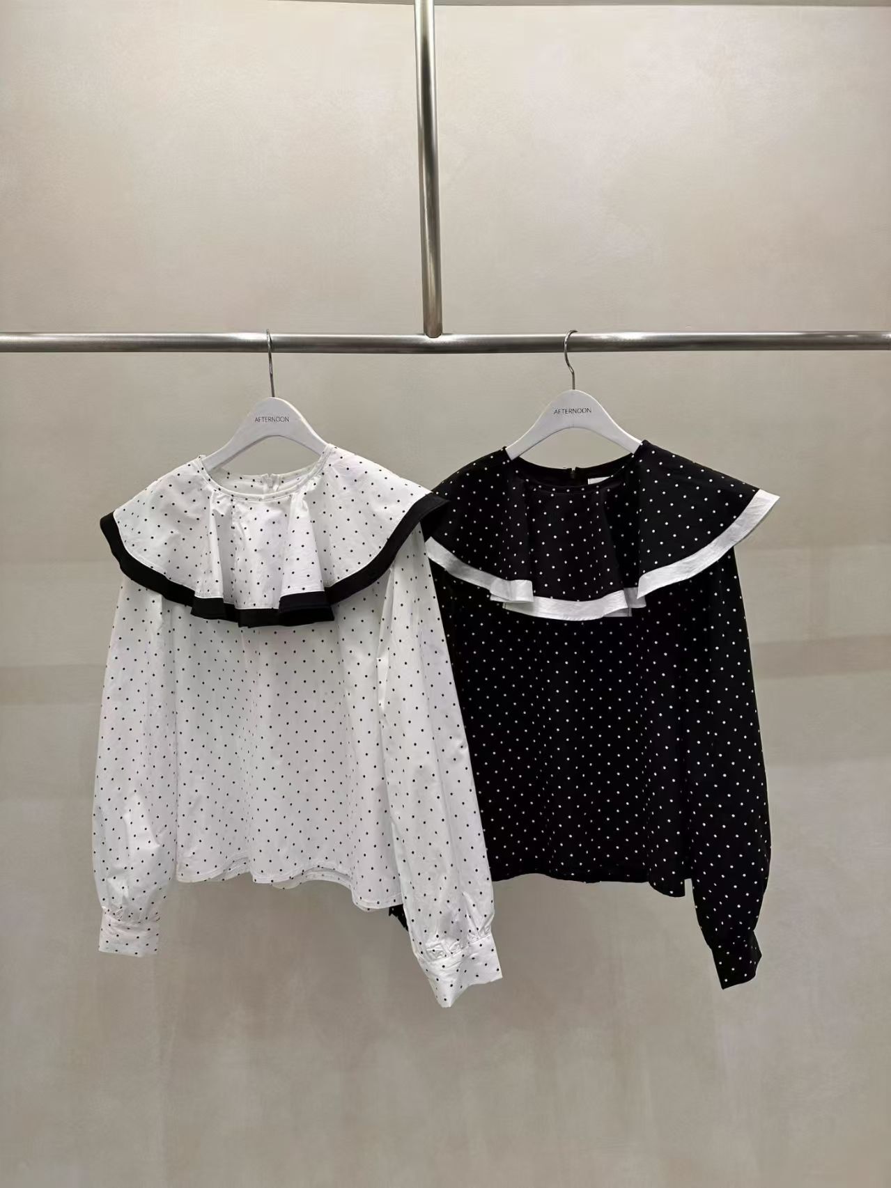 AF6017 點點大反領上衣