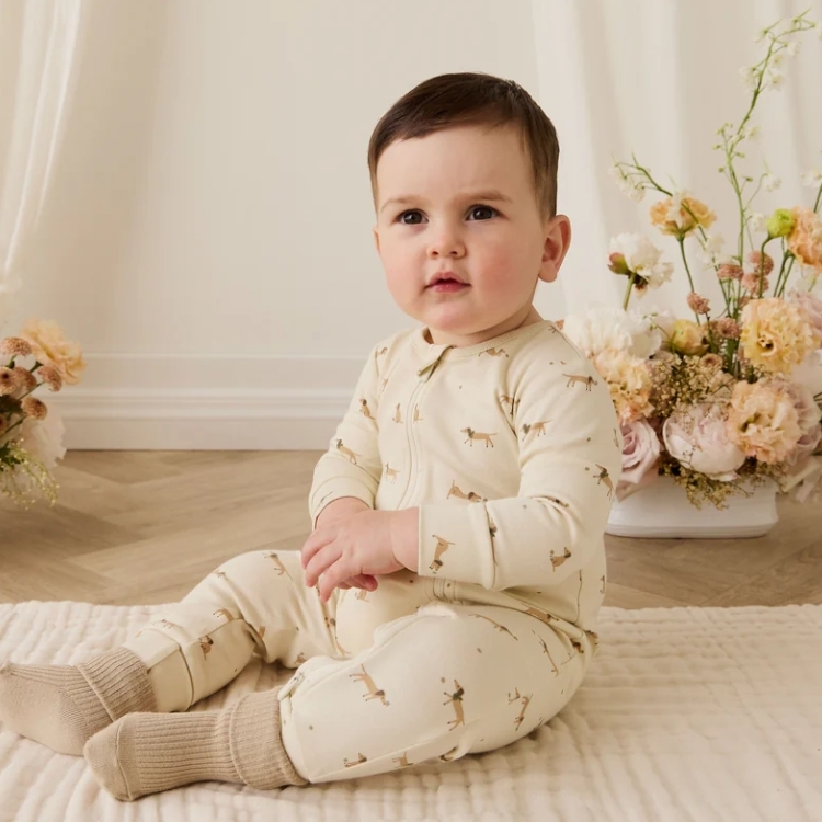 （預購）JAMIEKAY 臘腸狗前拉鍊連身褲 Organic Cotton Reese Zip Onepiece - Play Ball Cassava