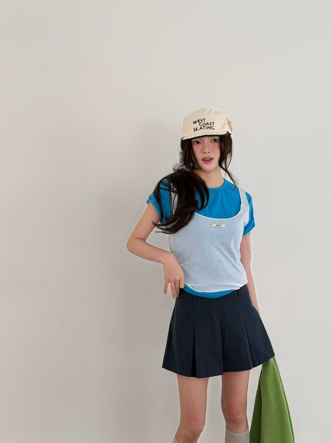 格紋邊卡其短裙