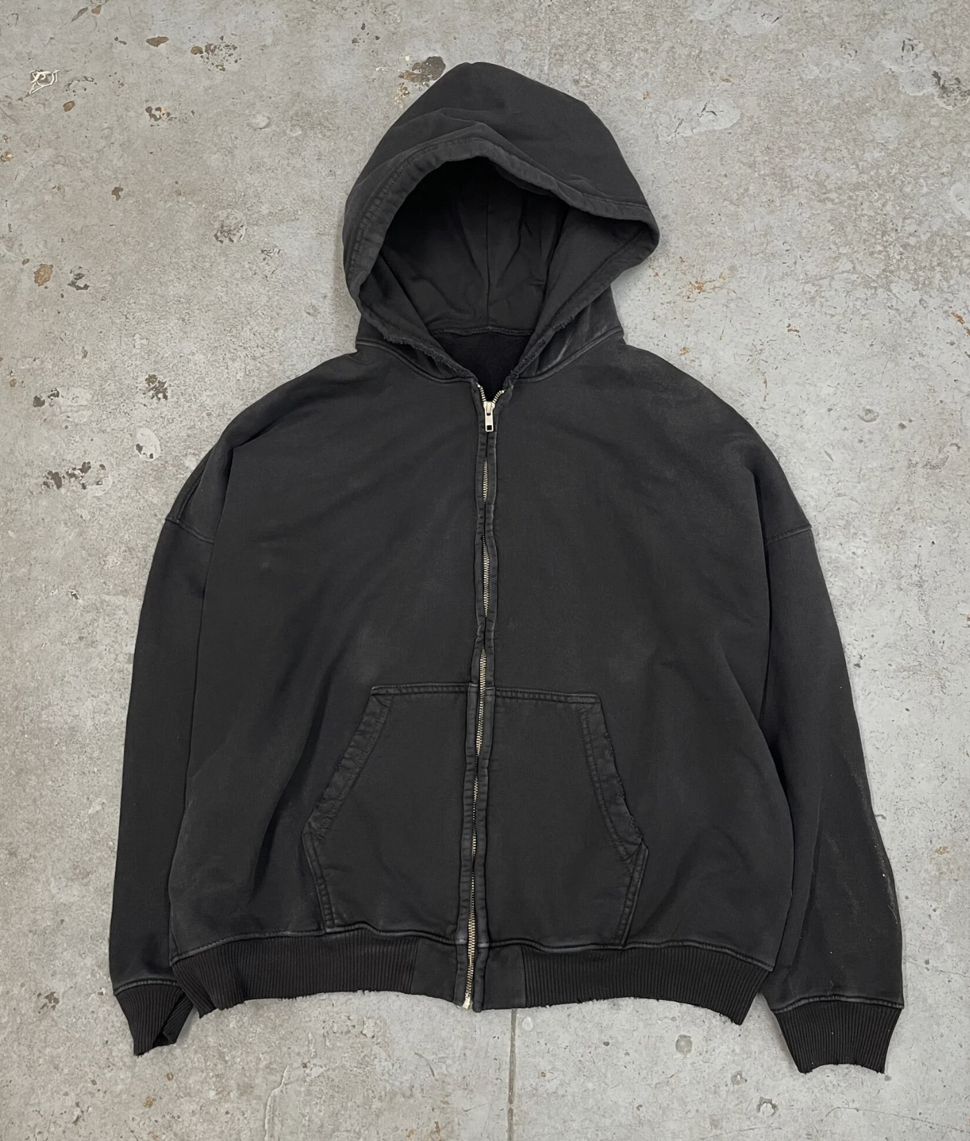 [現貨] MOOJIMOOJI OVERSIZED ZIP UP HOODIE | AGED BLACK