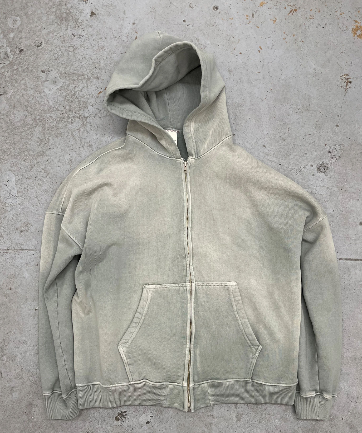 [現貨] MOOJIMOOJI OVERSIZED ZIP UP HOODIE | AGED SAGE GREEN