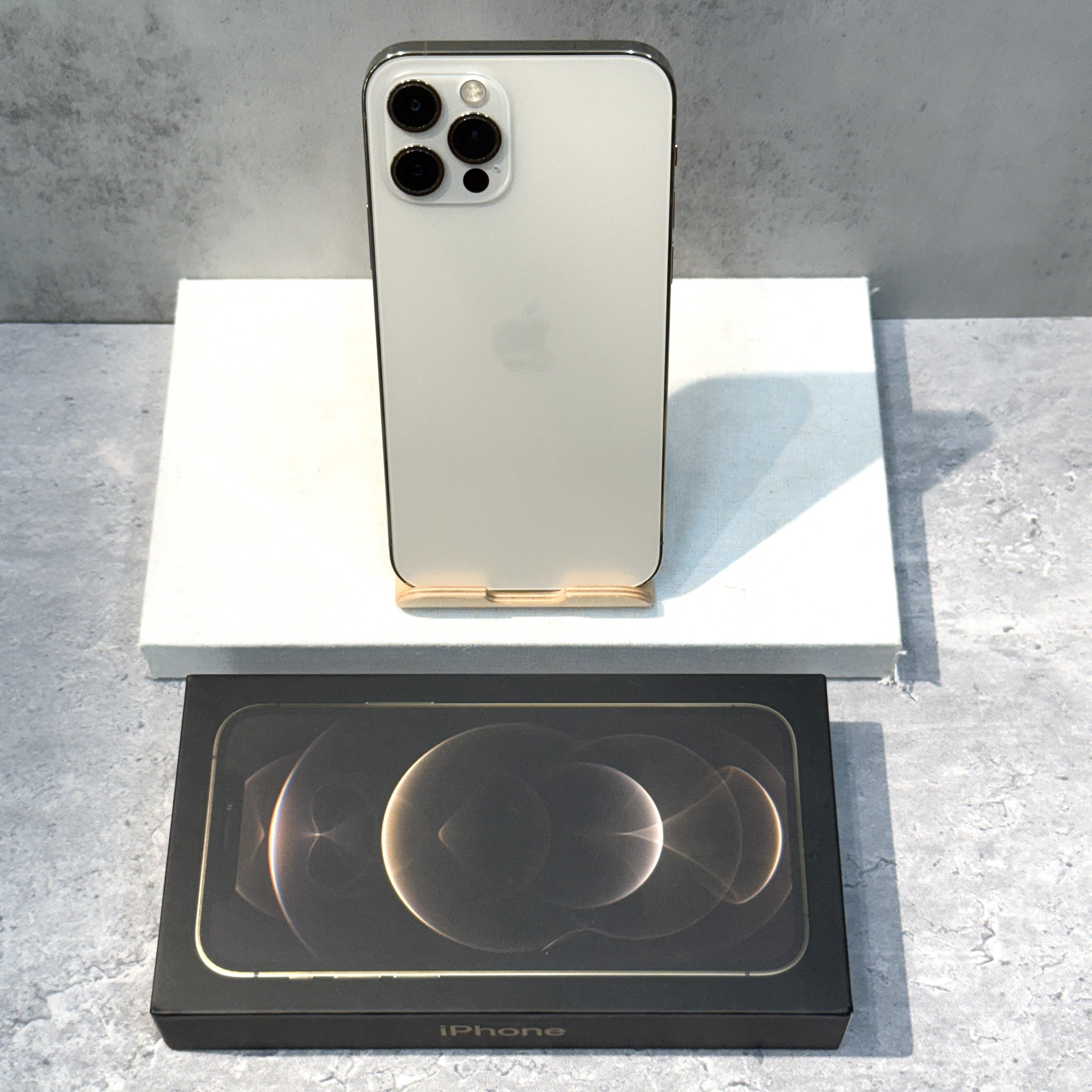 【二手】iPhone 12 Pro 256GB 金色