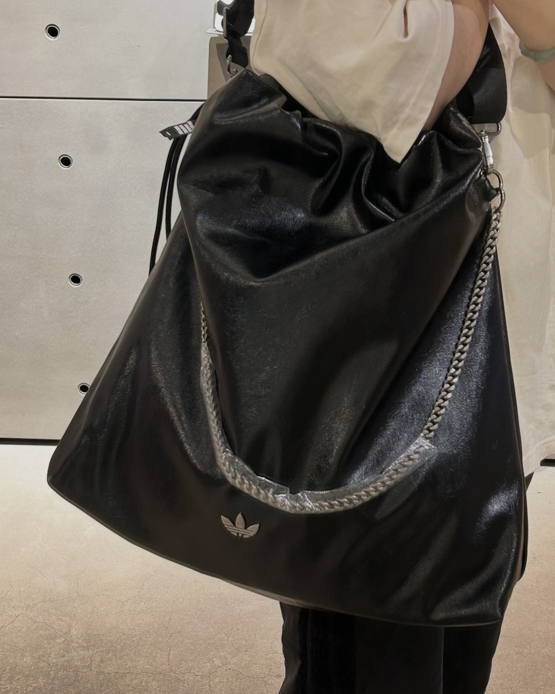 【預購】ADIDAS ORIGINALS  斜挎單肩包 黑色 KS5157