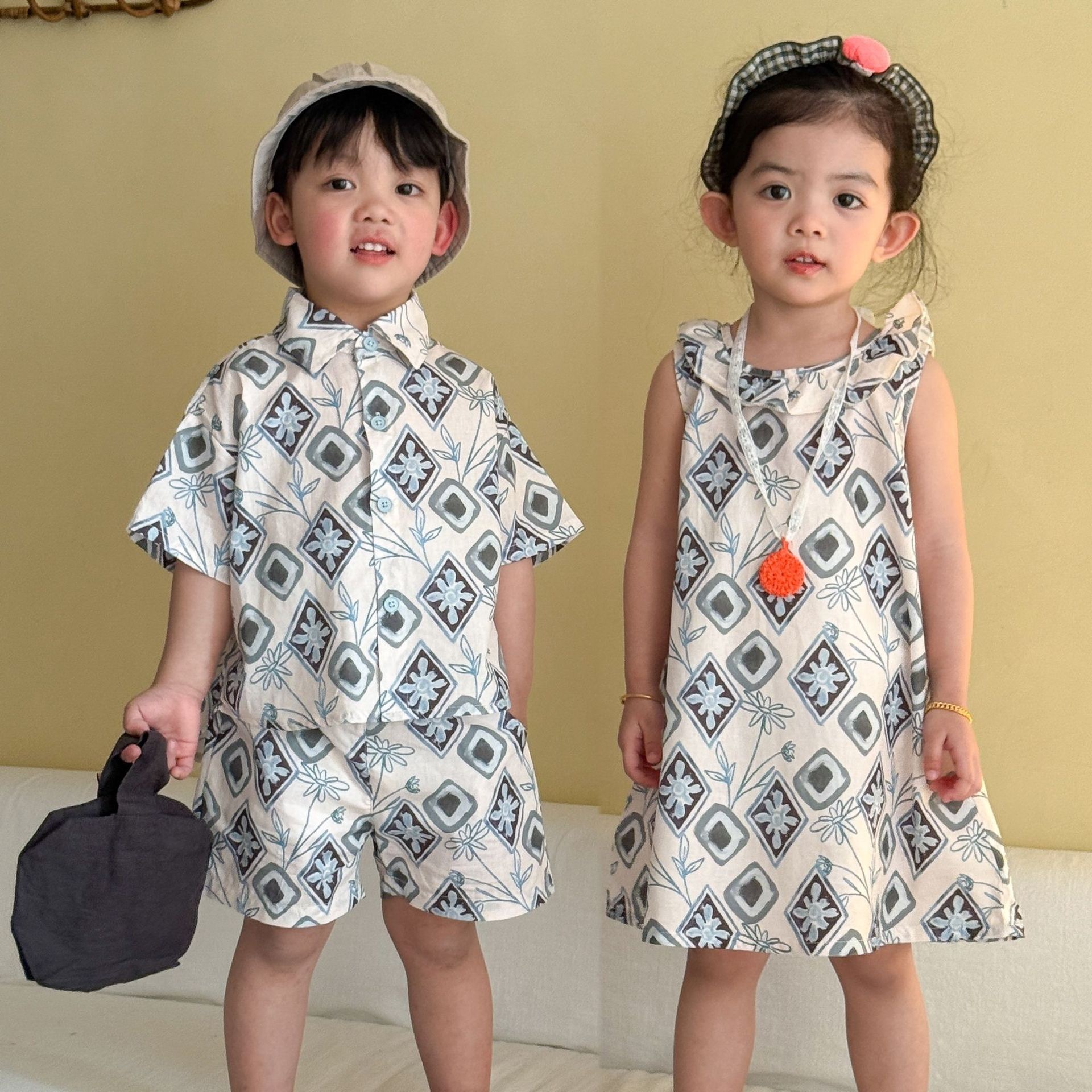 兄弟姐妹一起穿_復古花紋套裝/洋裝