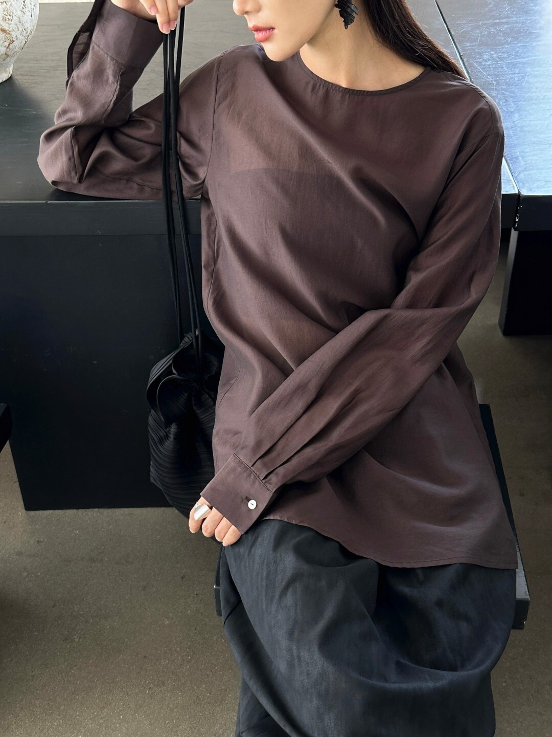 051488 透感圓領上衣 - 棕