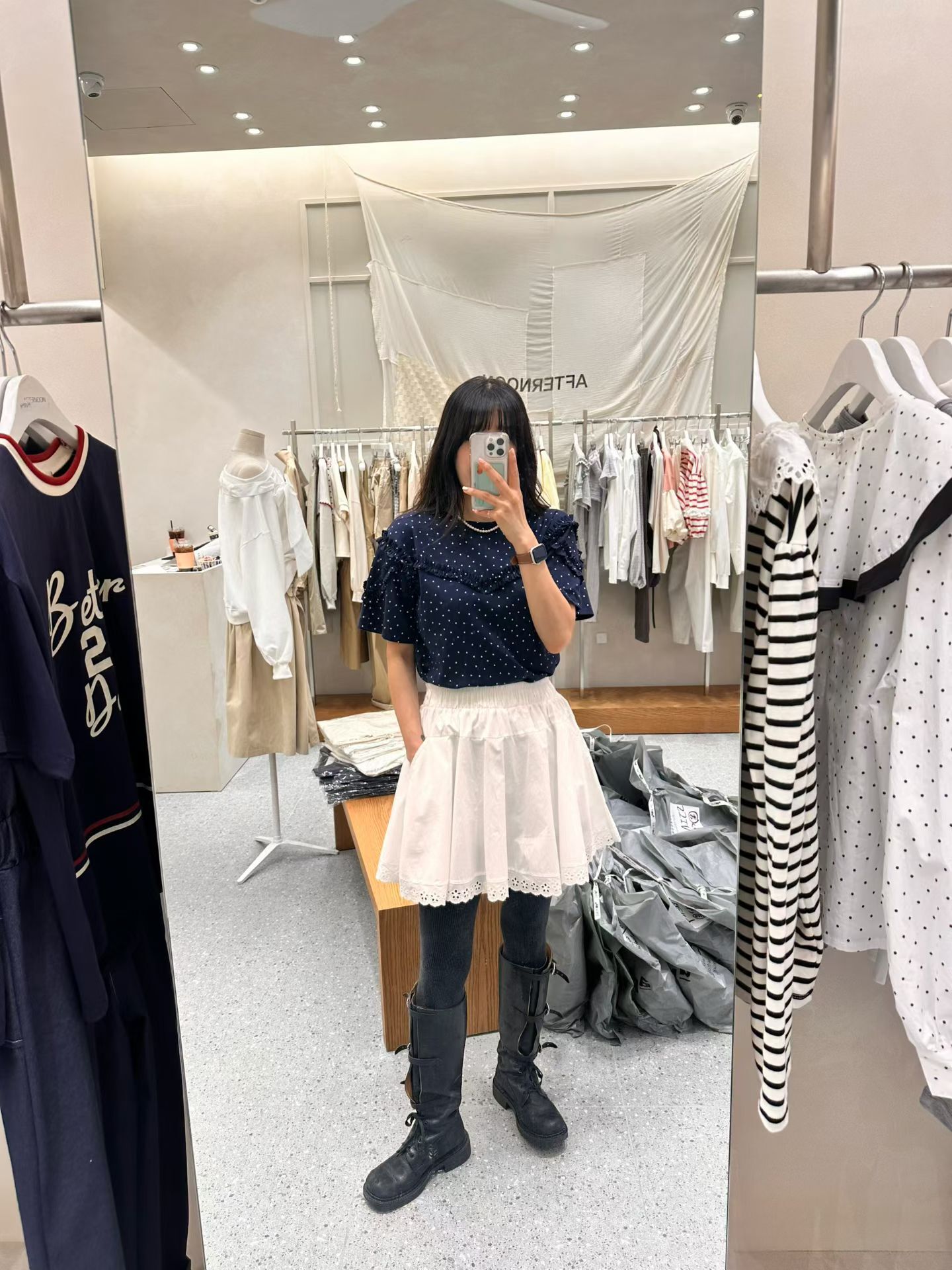 AF6047 百褶通花邊短裙