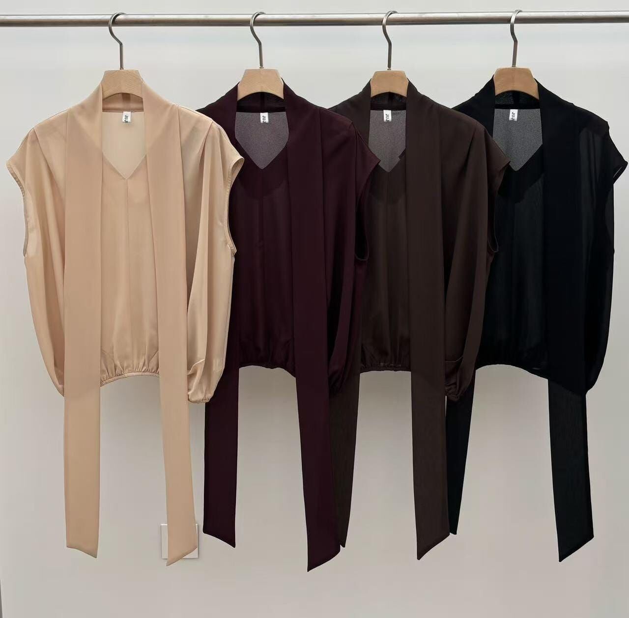 JU6037 氣質領巾背心