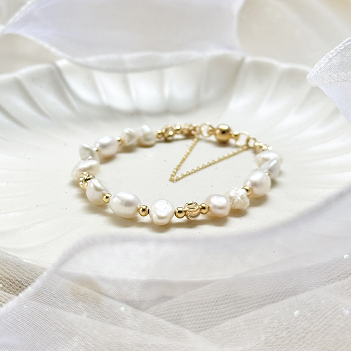 B06 / 母親節限定 • 拾個月的守護 • 懷抱 – 巴洛克珍珠 – 手鍊