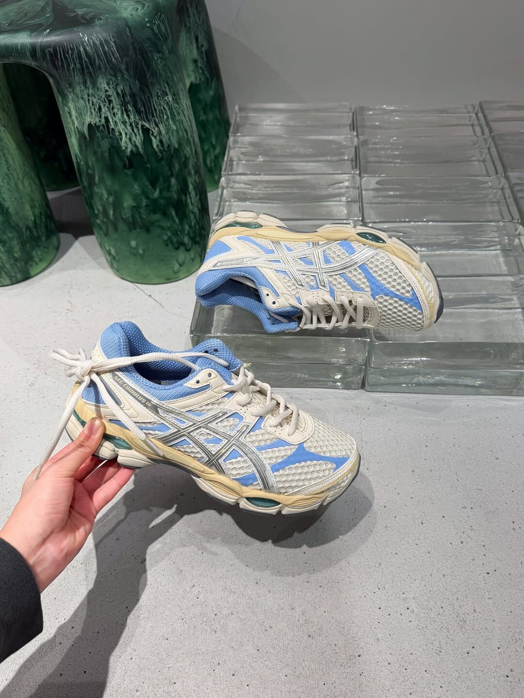 Asics Gel-Cumulus 16 x emmi 日本限定 聯名款 奶油水藍 銀色 復古鞋 1203A733-750