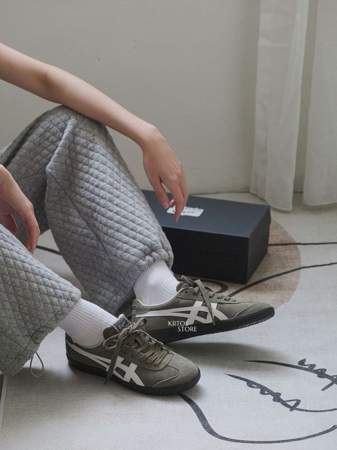 【預購】Onitsuka Tiger Tokuten 鬼塚虎 德訓鞋 墨綠色 軍綠 橄欖灰  女鞋 1183A907-300