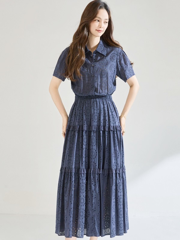 鏤空刺繡緹花洋裝 藍色